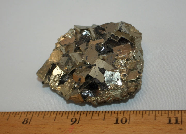 Pyrite and sphalerite index view for size