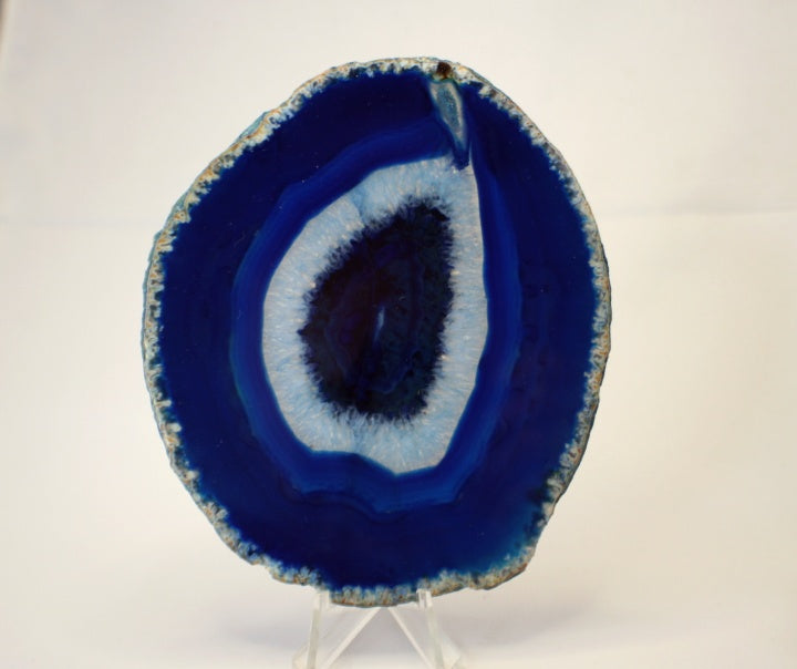 agate slab with crystal band and tail