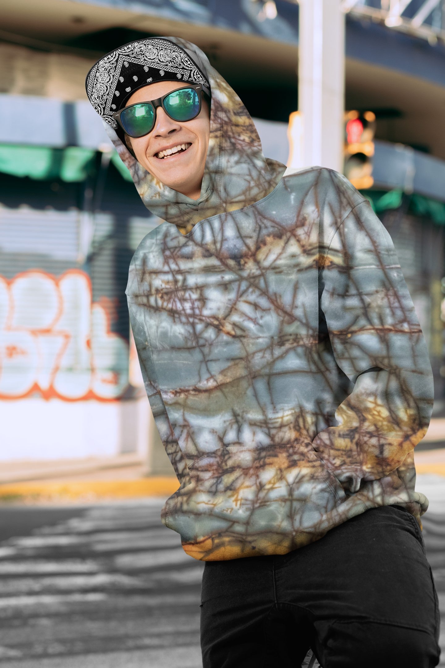 Cropped windbreaker in agate and mineral patterns