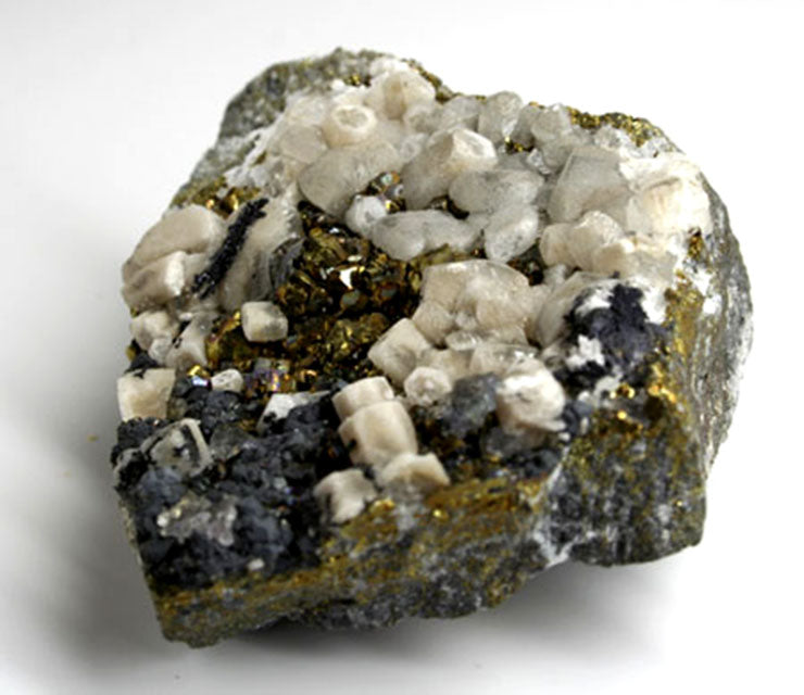 10099_Calcite, pyrite, sphalerite on matrix-side view