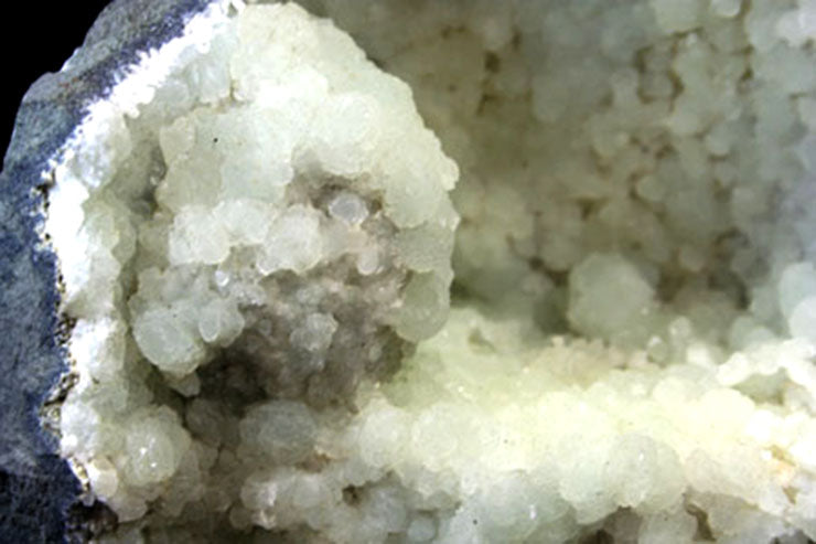10105-close up of Prehenite snowball