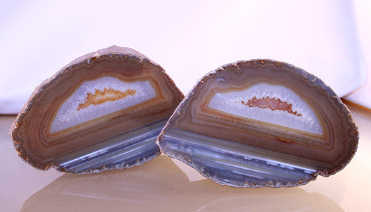 10253_Brazilian Agate - Pair - water level - front