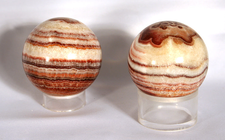 Sphere - banded agate - showing variations in banding