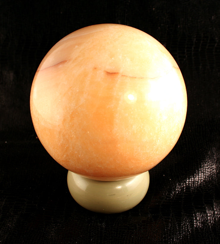 60136_Sphere Yellow Calcite-2.75inch side