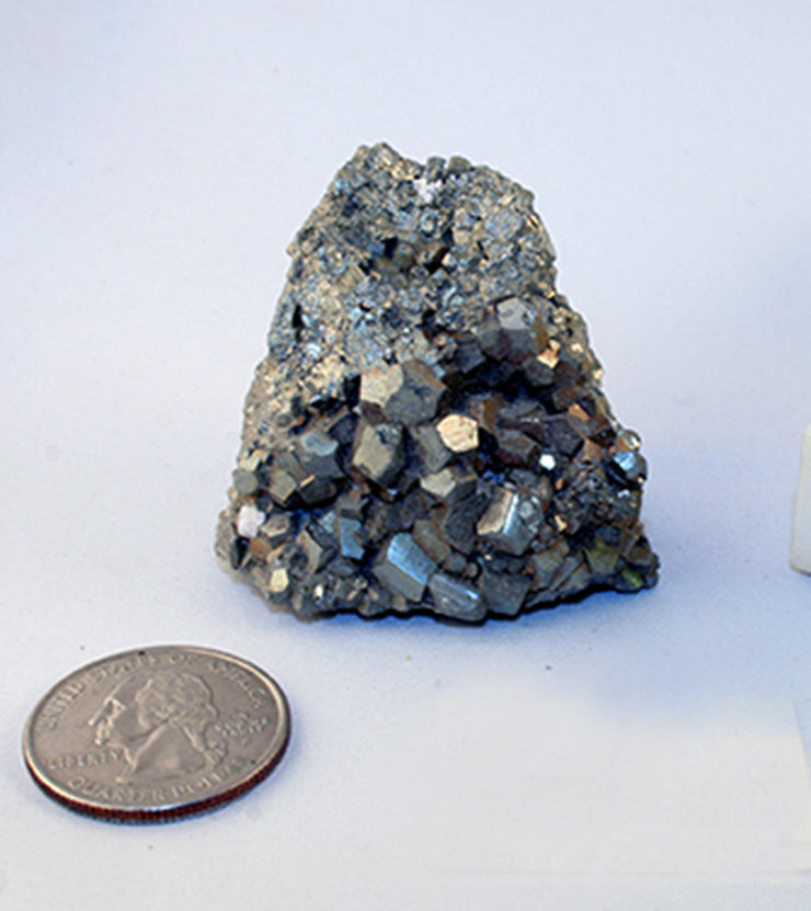 10130_pyrite showing large crystals-index